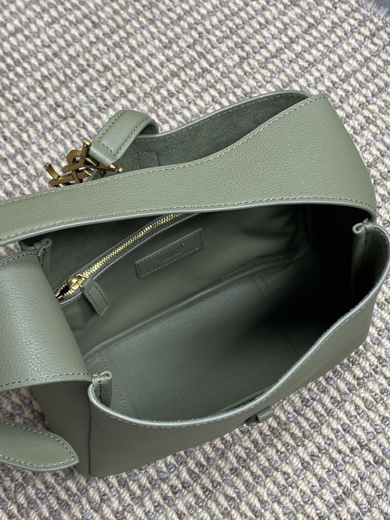 Y51 hobo bags